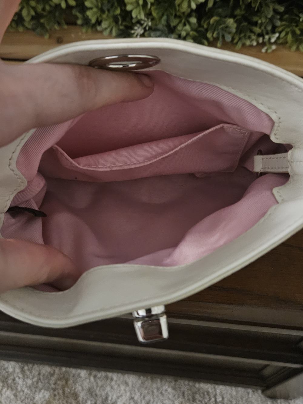 Rare Coach Pink/White Horse/Carriage Small Wristlet - Picture 5 of 5